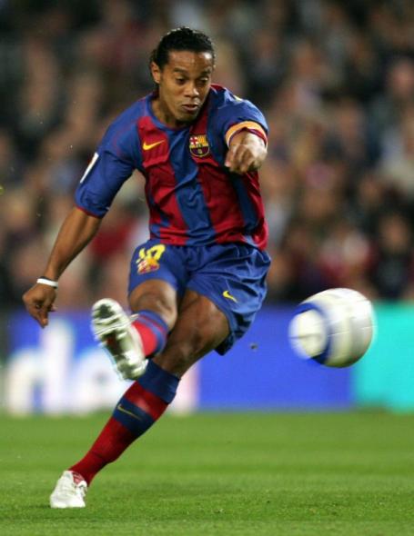 fc_barcelona_football_tickets_14_imagelarge.jpg